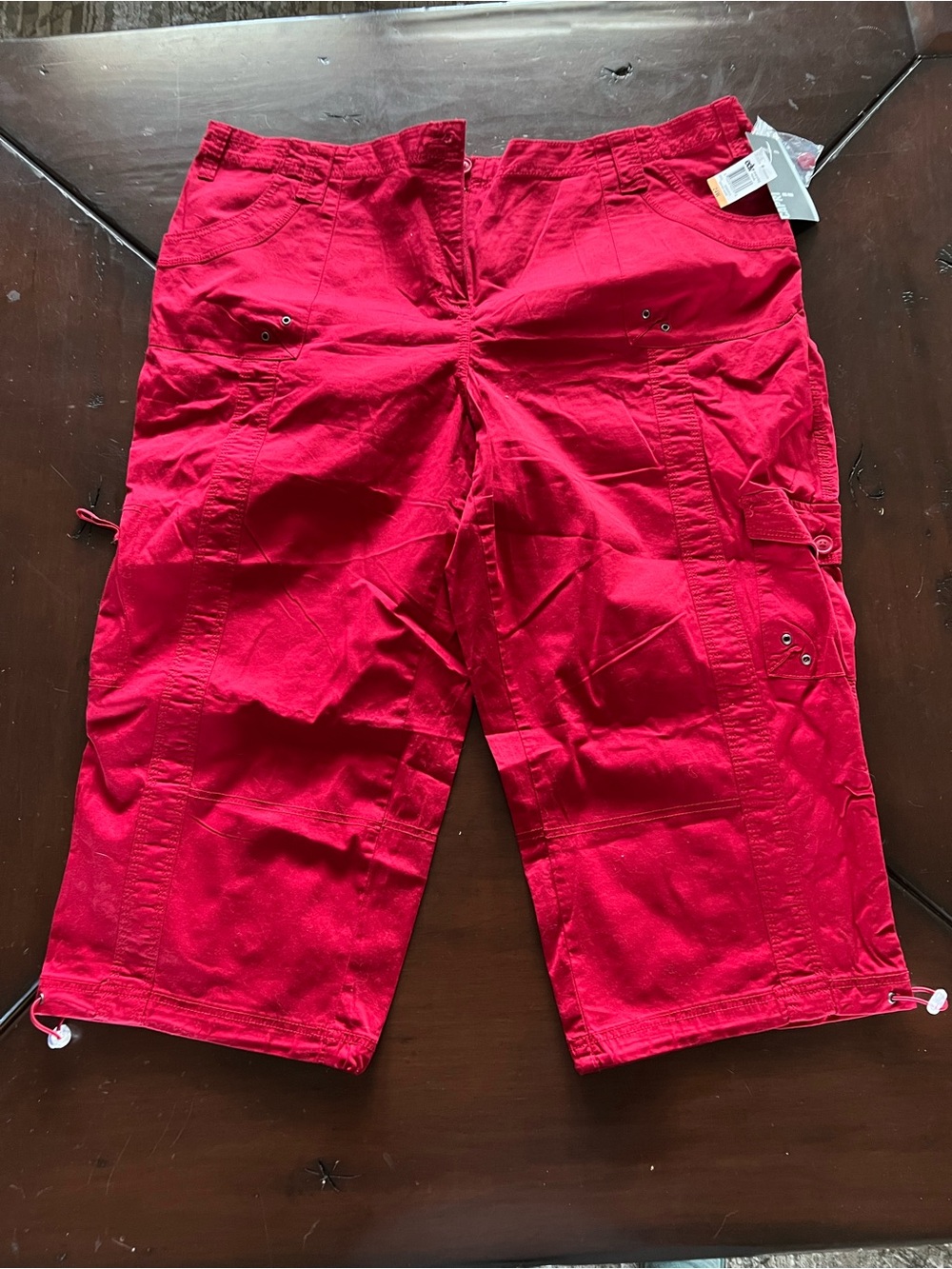 Style & Co. Red Capri Mid Rise Pants
